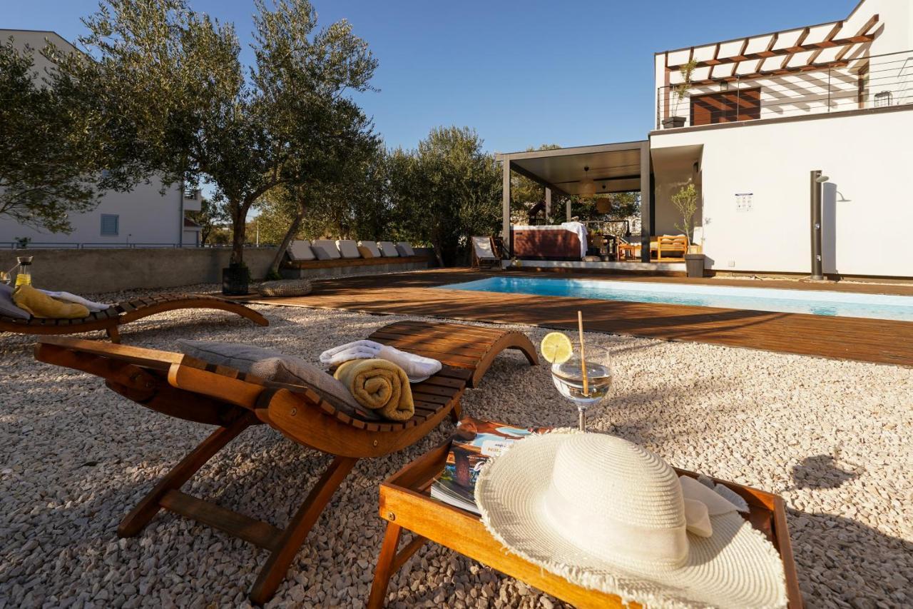 Villa Suncica With Heated Pool, Jacuzzi And Bikes Near Zadar Sukošan Exterior foto