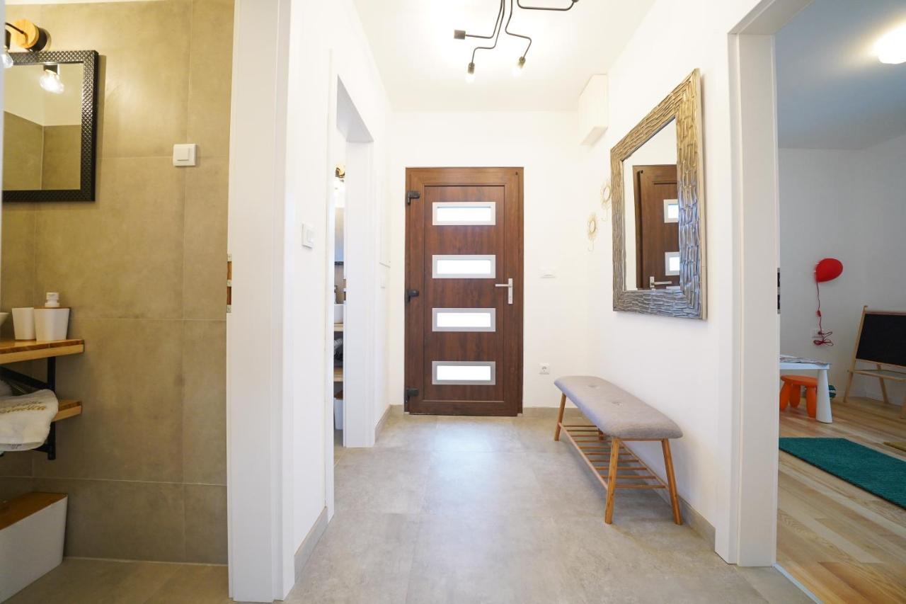 Villa Suncica With Heated Pool, Jacuzzi And Bikes Near Zadar Sukošan Exterior foto